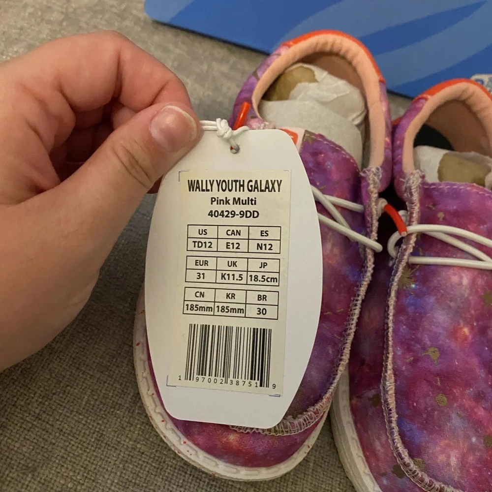 Youth (Toddler) Hey Dudes size 12 - Picture 3 of 4